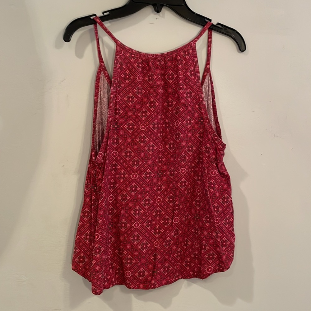 Patterned Tank Top - Picture 3 of 3